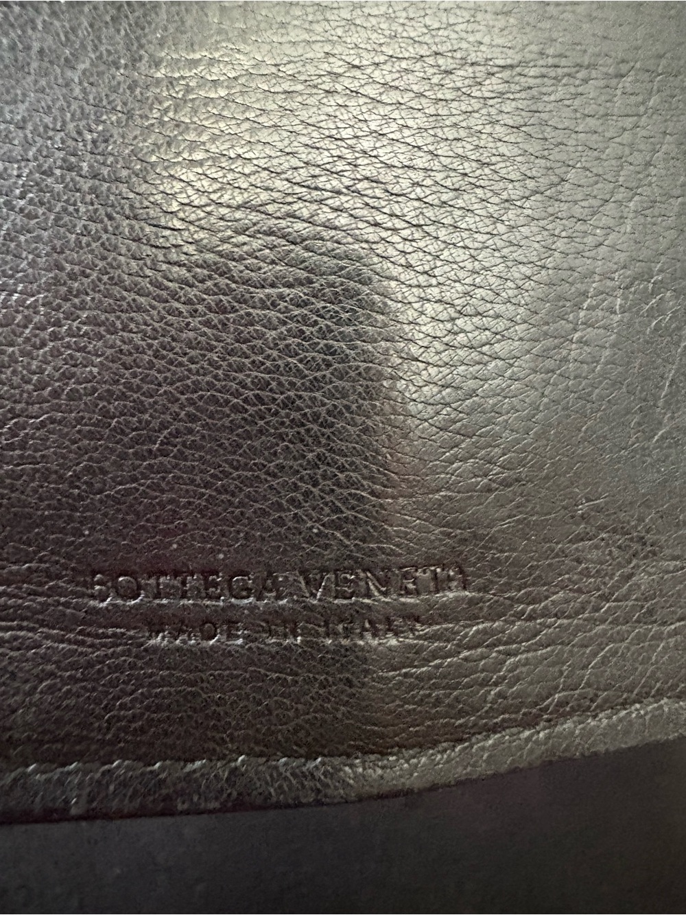 Bottega Veneta Black Embossed Leather wallet with chain - Picture 7 of 17